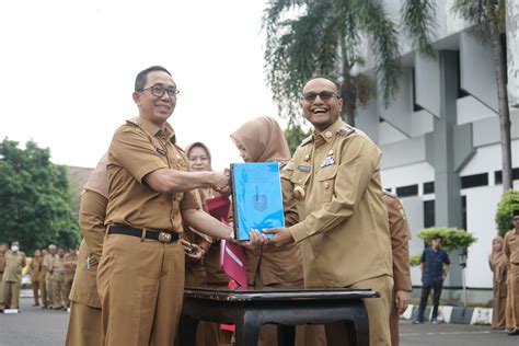 Penandatanganan Perjanjian Kinerja Pimpinan OPD Camat Se Kabupaten