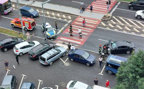 Accident Pe Strada Prim Verii Din Cluj Napoca N Apropiere De Sta Ia