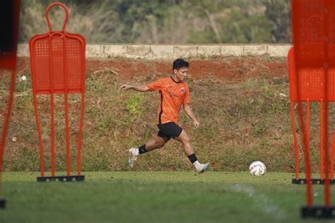 KONDISI TERKINI PERSIJA HADAPI PSM TANPA SYAHRIAN ABIMANYU DAN ONDREJ