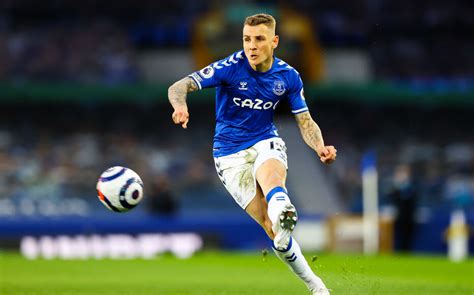 Lucas Digne / Everton S Lucas Digne To Undergo Surgery On Injured Ankle ...