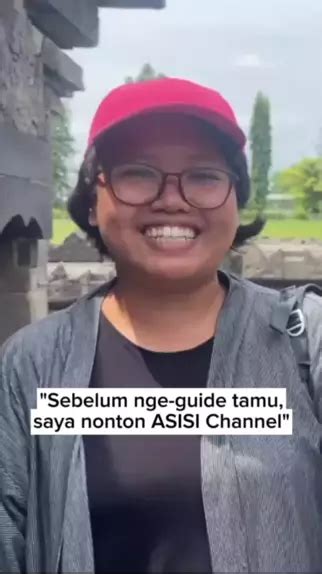 Saya Bertemu Mbak Heni Qu Ini Ketika Ia Sedang Nge Guide Wisatawan