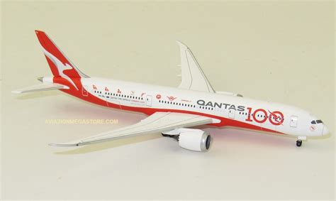 Herpa Wings 534079 Boeing 787 9 Dreamliner Qantas 100 Year