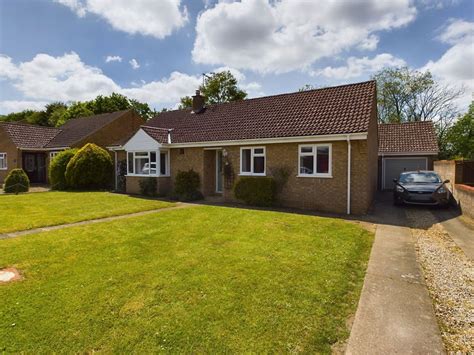 3 Bed Detached Bungalow For Sale In Richmond Road Downham Market Pe38