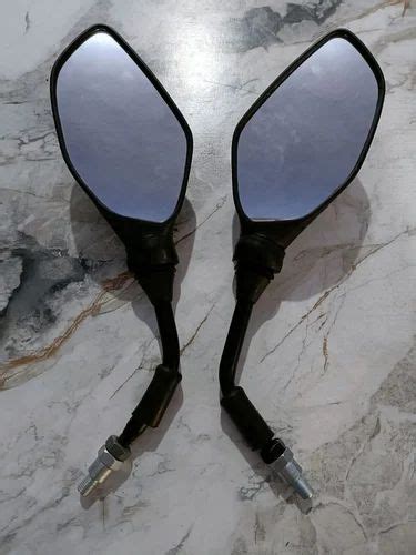 Bajaj Platina 100 ES Drum BS6 Motorcycle Side Mirror For Two Wheeler