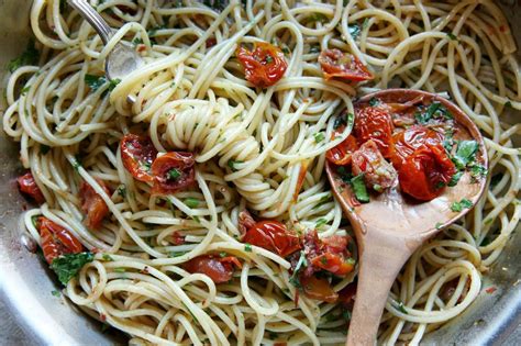 Best Roasted Tomato Spaghetti Recipe