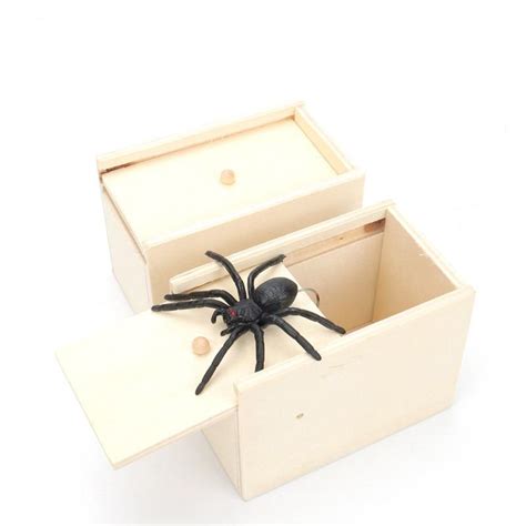 Cheap Funny Scare Box Prank Spider Wooden Fidget Anti Stress Interest