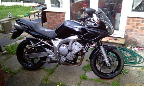 2006 Yamaha FZ6 Fazer ABS Moto ZombDrive