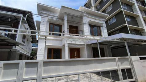 Beautiful Constructed New House For Sale Thrissur Nadathara