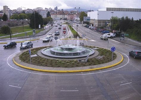 Cómo circular correctamente en una glorieta