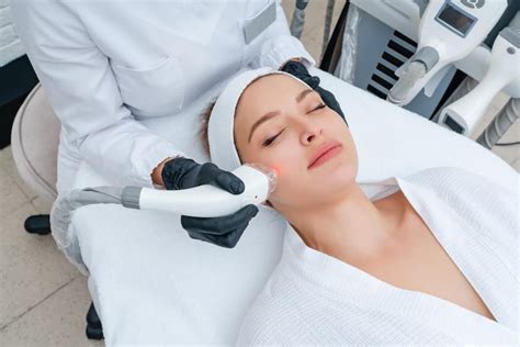 Radiofrecuencia Facial En Málaga Clínica Pérez Roa