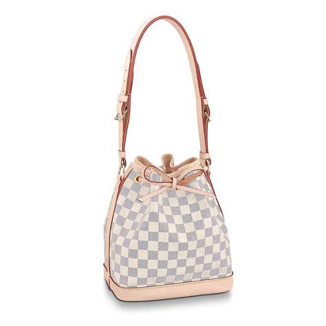 Louis Vuitton Lv Women Noé Bb Bucket Bag In Monogram Canvas Lulux