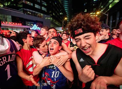 replay  raptors  home   parade  videoclip kids