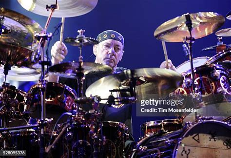 Neil Peart Photos Photos And Premium High Res Pictures Getty Images