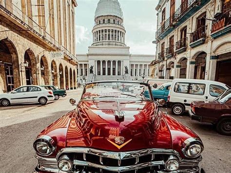 "HAVANA CITY TOUR IN OLD CARS" Tour. Departure from HAVANA