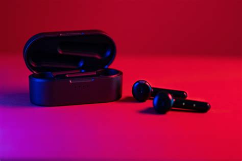 7 Best Wireless Android Earbuds, Ranked