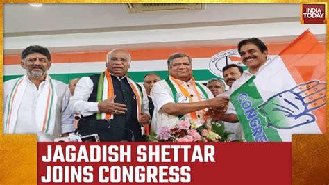 Ex Karnataka CM Jagadish Shettar Joins Congress A Day After Quitting