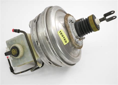 Brake Booster Master Reservoir 04 10 Bmw 525i 528i 530i 545i E60 E61 6779742 Carparts4sale Inc