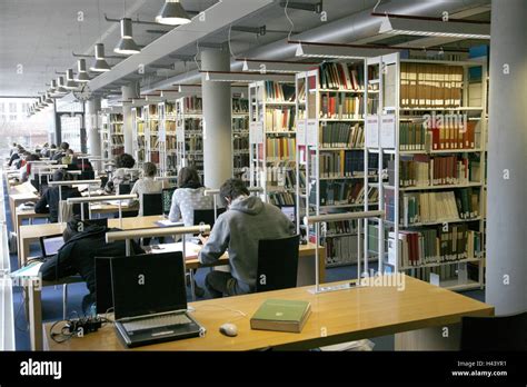 Lmu Munich Science High Resolution Stock Photography and Images - Alamy