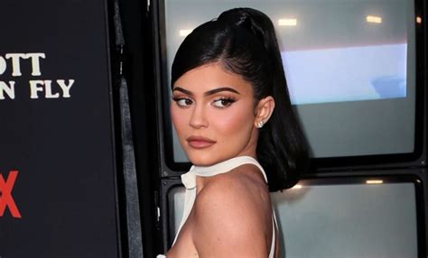 Kylie Jenner Claps Back At Fan For Mocking Her Inflated Lips In