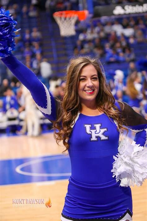 Pin De Long Hunter Em Kentucky Dance Team And Cheerleaders 4 Mulher Inesquecíveis