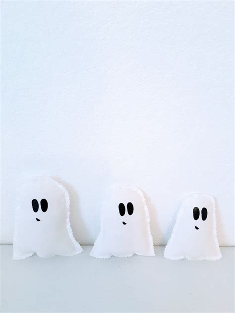 Mini Ghost Pillows Halloween Mini Ghosts Wood Stand Ghosts Etsy