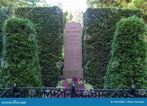 The Grave Of The Famous Artist Vladimir Vysotsky At The Vagankovsky