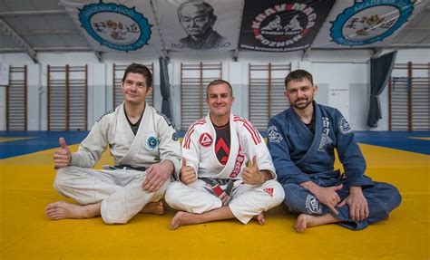 BJJ JUDO ZAPASY SF Wpis Trzy Nowe Czarne Pasy W Gracie Barra