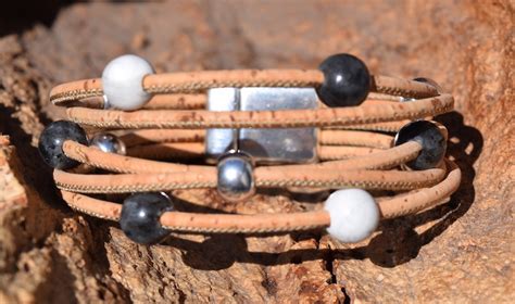 Black Labradorite Howlite Gemstone Cork Bracelet