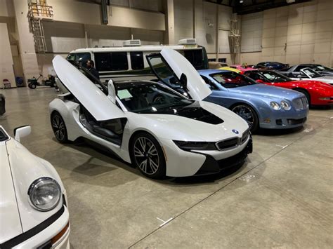 #655 - 2015 BMW i8 Hybrid | MAG Auctions