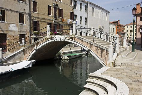 Venice Ponte De San Nicolo The Bridge Next To The Chiesa Flickr