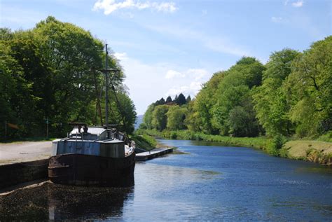 Crinan Canal: Crinan to Ardrishaig (Walkhighlands)