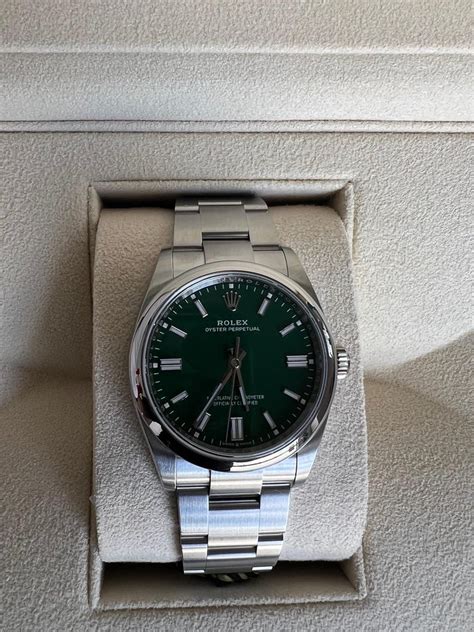 Rolex Oyster Perpetual Green Dial Steel Mens Watch 126000 Full Set 2023