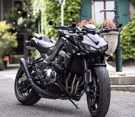 The Beast Is Waiting For You Kawasaki Z1000 2017 Full Black