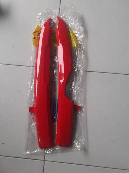 Jual Cover Under Side Atau Dek Samping Bawah Kanan Scoopy Fi Merah Cabe