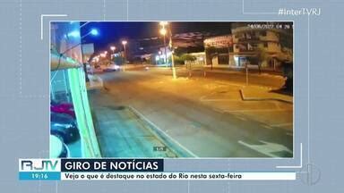 RJ Inter TV 2ª Edição Acidente de trânsito termina jovem morto em