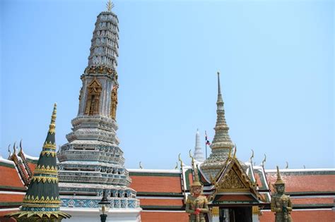 Premium Photo Temple Of The Emerald Buddha And Grand Palace Bangkok