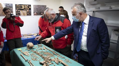 El Ministro Ngel V Ctor Torres Garantiza La Continuidad De Las