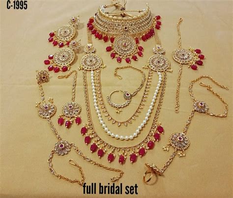 Imitation Jewelry at ₹ 5000/piece | gift in Nagpur | ID: 21332450391