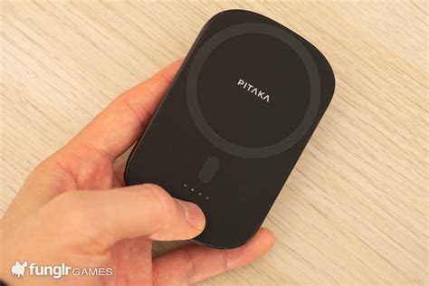 Review Pitaka Magez Slider In Wireless Charging Stand For A Smarter