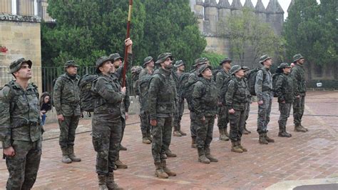 Parada Del Ej Rcito De Tierra En El Castillo De Almod Var Del R O