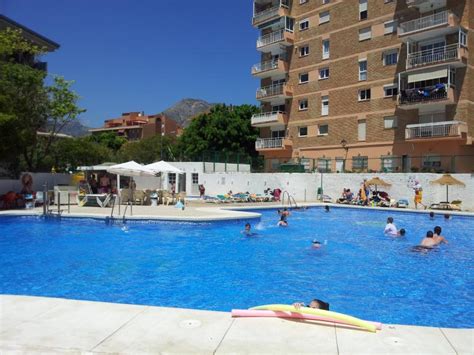 One bedroom apartment in Benalmadena Has Washer and Children's Pool ...