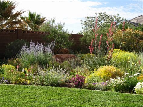 READER PHOTO! A second season in a Utah garden - FineGardening