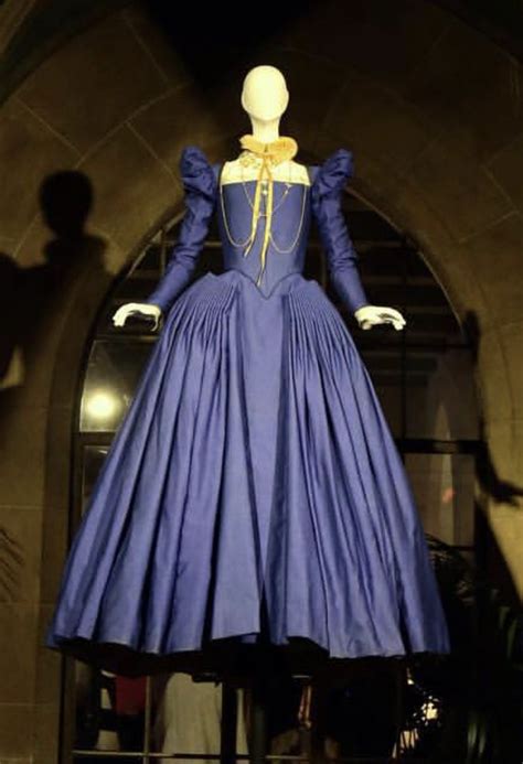 Pin by Raffaele Galimberti on Elizabeth Tudor | Historical dresses ...