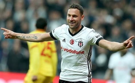 Beşiktaş ın eski yıldızı Süper Lig e geri dönüyor Duhuliye