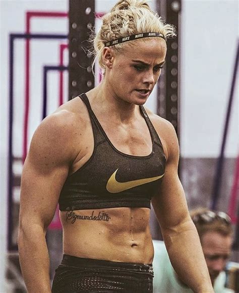 Pin By S G On Sara Sig Crossfit Motivation Women Muscular Women Crossfit Girls