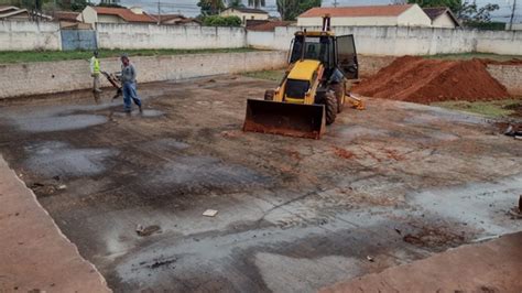 Prefeitura inicia reforma das piscinas do Parque Aquático