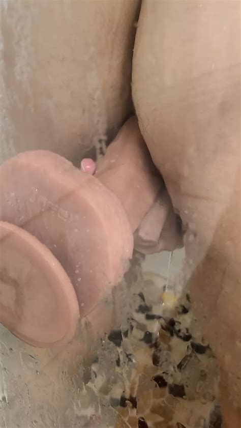 Saugdildo In Der Dusche Xhamster