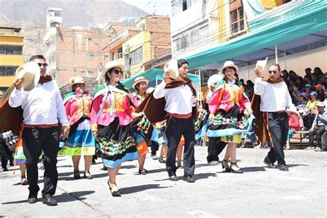 Huánuco celebró sus 485 años de fundación con maratónico festival de