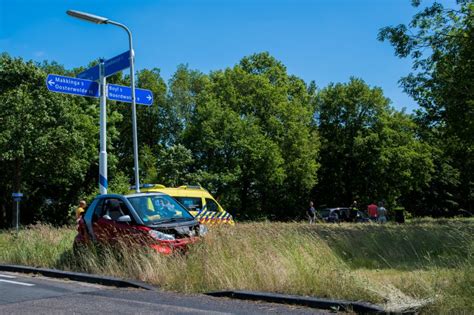 Voorrangsfout Leidt Tot Ongeval In Elsloo Zo Nieuws Nl