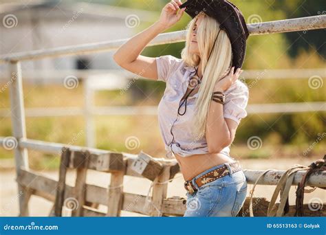 Big Cowgirl